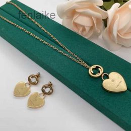 Designer ketting set mode oorbellen voor vrouwen luxe ontwerpers gouden ketting hart oorr earring mode joodse cadeau met charme d2202175Z