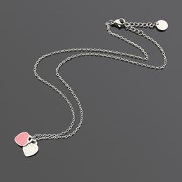 collier de créateur en acier inoxydable en forme de coeur bijoux de créateur pour femmes collier chaînes colliers pour femmes cadeau pour petite amie article de mode pour tenue quotidienne