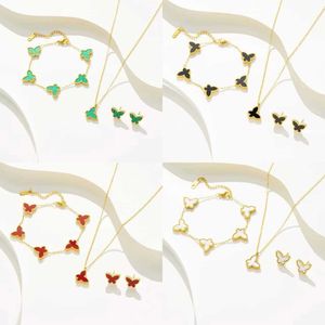 Collar de diseñador Vanca Vanca Cadena de oro de lujo Juego de piezas de mariposa de estilo de mariposa Minimalista Pendientes de collar de mariposa 6iyq