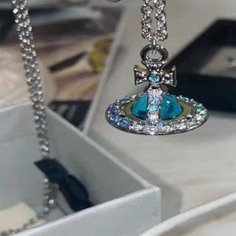 Collar de diseñador Vivi Top de lujo Noche de verano Noche de viento Versión del universo azul de la emperatriz viuda Saturno Collar de diamantes completo Accesorios de moda Joyería