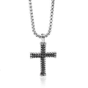 Colliers de créateurs Mode Hommes Boîte Chaîne Collier De Luxe Vintage Unisexe Croix Pendentif Incrusté Noir Zircon Punk Bijoux Cadeau pour Garçons