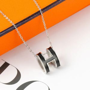Designer kettingen voor vrouwletter hangers sieraden titanium goudplaat kleurfast hypoallergeen feest cadeau keltic met doos