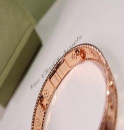 Colliers de créateurs pour femmes Colliers de médaillon bijoux The New Listing 2020 New Fashion Modern Style Elegant RY25774719