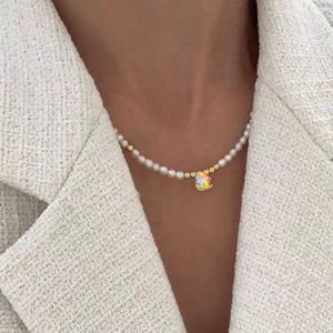 Colliers de créateurs perle lettre C pendentif ras du cou pour femmes comme cadeaux de mariage d'anniversaire