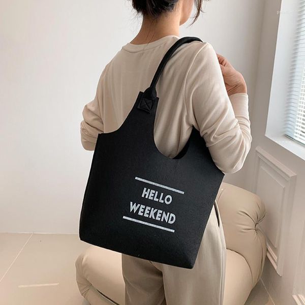 Diseñador nuevo 23ss Bolsas de compras Hombro de fieltro Mujeres Casual Marca de moda grande Capacidad Reutilizable Bolsa de comestibles Mujer Bolsos de mujer simples