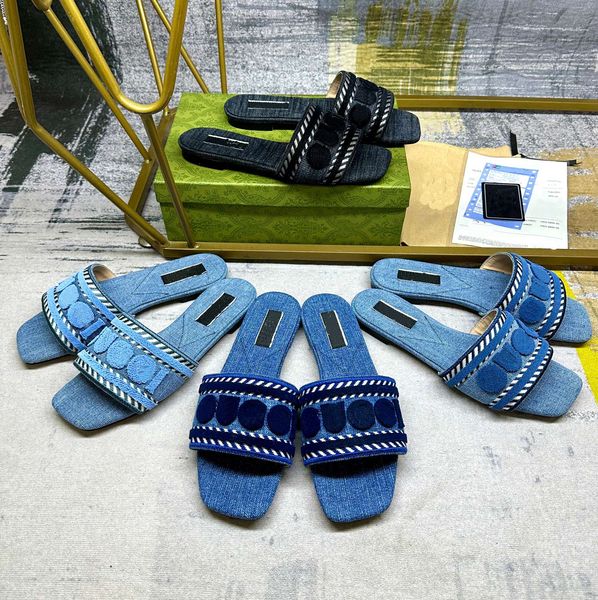 Designer New Flat Sandals Denim Beach Rubber Broidered Canvas Summer and Automn Mule Outdoor Luxury Home Pantors Women Beach Herringbone Slippers Ins 35-41