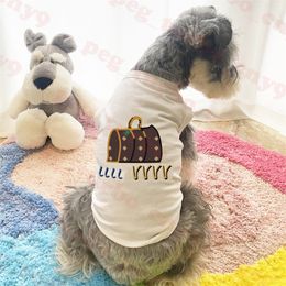 Diseñador New Pets Tank Top Jacquard Bag Impreso Camiseta Perros Ropa Carta Logo Pet Tees Tres colores