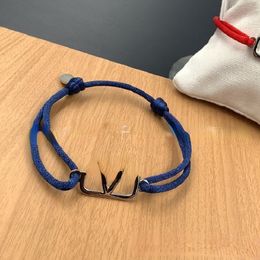 Ontwerper Nieuwe stijl Glyph Bracelet Pols Chain Simple Personality Classic European and American Red and Blue Rope