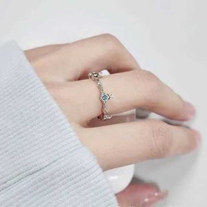 Designer New Westwoods Ring Simple Round Diamond Bamboo Joint Saturne Saturn Space Tide Luxury Petit et polyvalent pour les femmes Nail
