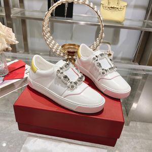 Designer Nieuwe Dames Drill Buckle Leer Casual Sneakers Witte schoenen Modieus Comfortabel Ultralichte binnenzool Antislip Slijtvast Ademend 2024 Lente Zomer