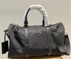 Designer Nylon Duffle Sacs unisexe grande capacité sac de voyage sac à main sac à main mode noir paquet de sport portable week-end Han259Q