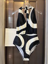 Designer One Piece Halter Swim sets Black and White Printing Summer Beach Clothing Brand LETTER FEMMES V COUC SUILIT