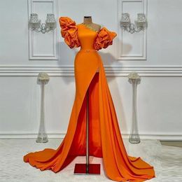 Designer Orange Robe De Soirée Gaine Une Épaule Cristal Perles Manches Bouffantes Sexy Split Avant Satin Magnifique Africain Long Prom G289i