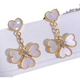 Designer Originele hoge versie van vier bladgras oorbellen voor dames nieuwe hartvormige liefde 18k roségouden kwastje tassel sieraden