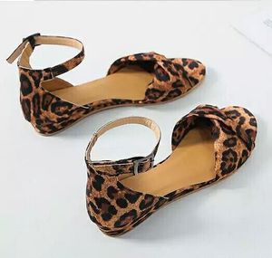 Designer-Ottom Fish Mouth Hasp Will Rome Woman Sandals