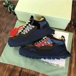 Designer Ow Sneakers Men Dames Casual schoenen Nieuwe versierde veter stiksels sneakers comfortabele lederen ademende trainers