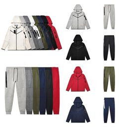 Pantalons de créateurs Sweats à capuche Survêtements Logo Imprimer Femmes Casual Street Loisirs Mode Streetwear Pull Sweatshirts manches longues manteau et pantalon à capuche ensemble