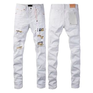 Pantalon de créateur Pantalon empilé Motorcycle broderie déchirée dans la taille de la mode Jeans Charmes des hommes pantalons de denim européen.