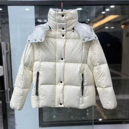 Designer Parana donsjack voor dames met capuchon en pufferzakken met ritssluiting, korte winterjassen met letterbadge, parka's A30J