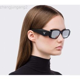 Diseñador Parda Gafas de sol Prad New 17 001 Gafas cuadradas Gafas de sol versátiles resistentes a los rayos UV con montura pequeña