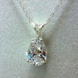 Collier pendentif de créateur pour femmes pour hommes en forme de diamant en forme de poire Zircon Premium Brand Jewelry Water Water Drop Party 2022