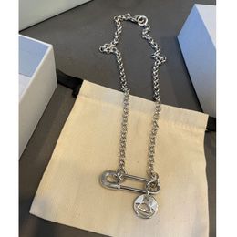 Ontwerper hanger kettingen grote pen ketting papieren clip keten hanger mannen en vrouwen dikke ketting