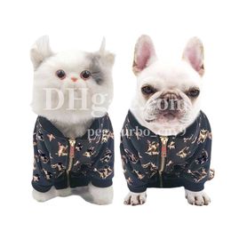 Designer Pet Dog Mabe Veste imprimée de marque à la mode pour chat chat bulldog bichon bichon chien cool