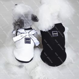 Designer Pet Dog Strap Vest Is Summer Souhable Cat Vêtements Black Blanc Classic Logo Bow Not Clothes Corgi Dog Chat Cat Sweet Vest Jupe XS-XL