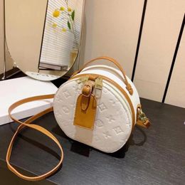 Diseñador Petite Chapeau Boite bolsos de mujer bolsos de hombro cuero dama de lujo clásico flor crossbody en relieve bandolera bolso m45647