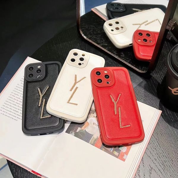 Étui de téléphone de concepteur Red Leather 14 boîtier Premium iPhone Case 13 Pro Max Luxury All inclusive Wrestling 12 SILICONE SOFT 11