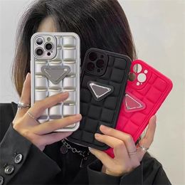 Cajas del teléfono del diseñador para Iphone 15promax 15pro 15 Mujeres Phonecases de lujo Moda Estuches blandos Triángulo Iphone Caso Marca P Caja del teléfono celular