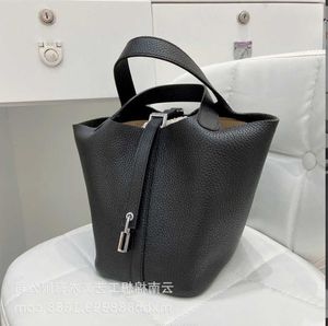 Diseñador Picotin Lock Bag 2023 Nueva mamá coreana Estilo de cuero suave Diadema Capa Cuero de vaca Bolso genuino Atmósfera de moda Platos de gran capacidad FUOE