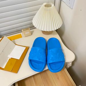 Designer kussen comfortabele slippers klittenbands sandalen