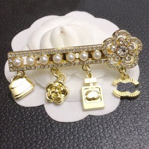 Broches de styliste, bijoux à la mode pour filles, broche en perles et diamant, cadeau Premium, accessoires de fête de mariage pour Couple, cadeaux