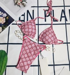 Ontwerper Pink Bikini's Sexy zwempak Sets vrouw luxe nieuwe 2024 Zomerbrief Gedrukte ketting Bikini Zomer Swimwear Strand Baden Driepuntszwempak FZ2404223