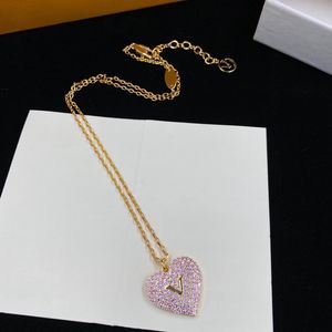 Designer rose diamant amour pendentif collier pour hommes et femmes aiment à la mode cool rue pendentif collier dames chaîne bijoux de luxe