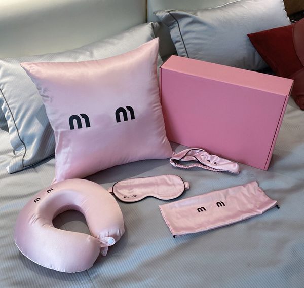 Almohada rosa en forma de U de diseñador, máscara para ojos, banda para el pelo, bolsa de almacenamiento, conjunto de viaje, corazón, chica, regalo de mano para boda y Día de San Valentín con caja