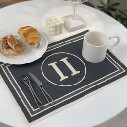 Designer tafelkleed placemat linnen mode restaurant tafel mat imitatie water luxe eettafels decoratie huistextiel onderzitter 2211143Z