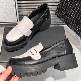 ontwerper platform hakken comfortabele gewatteerde flats Loafers schoenen dikke loafers dames lug zool loafer mocassins Loafer oxford wit zwart werken formele kleding Schoenen