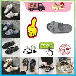 Plataforma de diseñador Cabeza de esqueleto Divertida Una palabra Zapatillas de arrastre deslizadores de verano hombres mujeres diapositivas de arco iris sandalias suave y grueso cojín deslizador diapositiva de nube