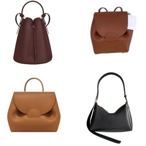 Designer Polen Pure Cowhide Half Moon Numero Style Bandoulière Dumplings Sac pour femme à la mode et classique Top Quality Flower Bucket