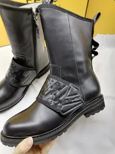 Designer Boots en cuir poli en cuir monolith