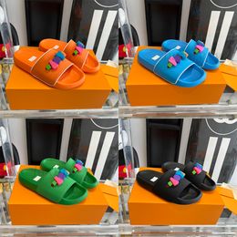 Designer Zwembad Slippers Wave Bubble Slides Driedimensionale Cartoon Letters Slippers Vrouwen EVA Rubber Sandalen Mannen Zomer Foam Sliders