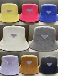 Diseñador Prad Hat 23 Otoño e Invierno Nuevo triángulo invertido Cañado Hat de punto minimalista Europa y American Woolen Hat Light Luxury Senior Fisherman Sombrero