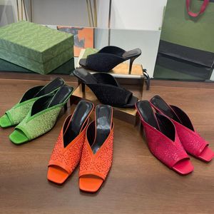 Designer Pure kleur vismond Slides slippers Dames Luxe lederen Strass brief gesp Hoge hakken Sandalen dame sexy Terug uitgeholde kat hak schoenen maat 35-39