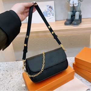 Designer Purse Women Sacs portefeuille de sac à main sur une chaîne Bags de cross-body en relief sacs Luxurious Sac Sac femme Sacs
