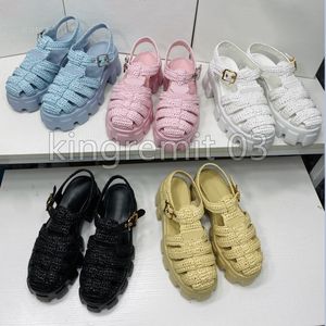 Designer Raffia Sandalen Monoliet Sandaal Vrouwen Schuimrubber Sandaal Metalen Logo Slippers Zomer Schoenen Retro Strand Schoeisel Sandalen