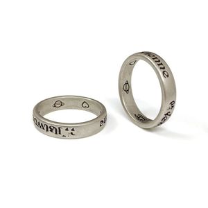 Designer retro-stijl ring voor koppels Niet-vervagende wasbare anti-allergie textuur Eenvoudige punkring