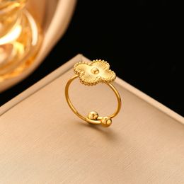 Anillo de diseñador Anillo de trébol de 4/cuatro hojas Anillo para mujer Anillos de amor chapados en oro y plata Accesorios de joyería de lujo Regalo de fiesta