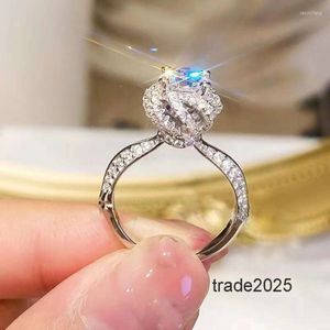 Designer Ring Clusterringen AU750 Witgoud Ronde Mosan Diamant D Kleur VVS Bruiloft Verloving Jubileumfeest Valentijnscadeau